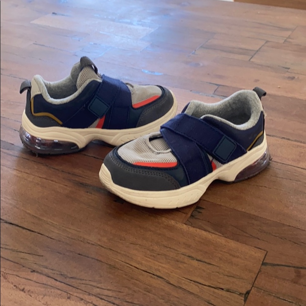 Toddler Sneakers - Zara brand - sz. 8